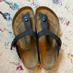 Birkenstock Gizeh Sandals- US 10-10.5